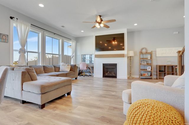 3144 Ashdon Drive, Newburgh, IN 47630