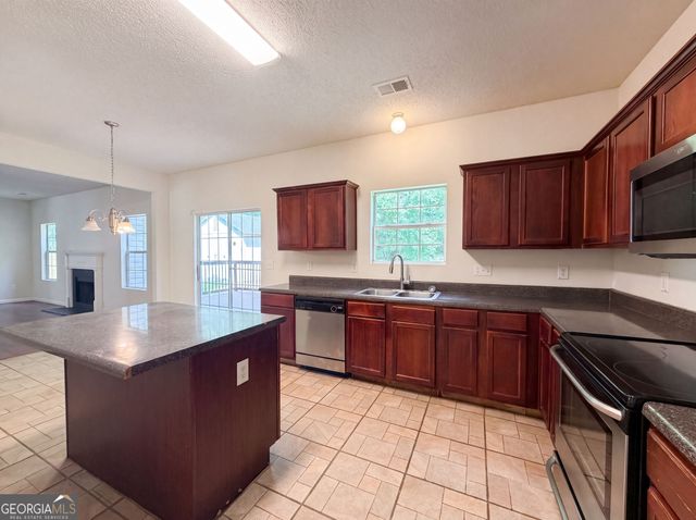 6257 Polar Fox Court, Riverdale, GA 30296