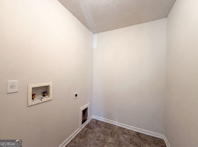 6257 Polar Fox Court, Riverdale, GA 30296