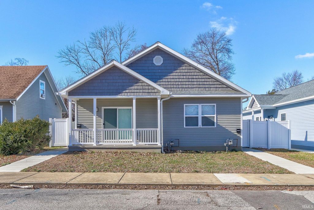 1211 Culver Drive, Evansville, IN 47713