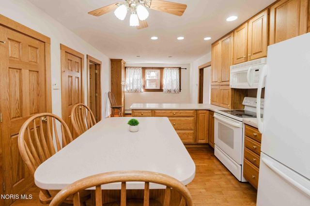 206 Greenlawn Avenue, Findlay, OH 45840