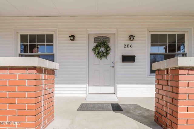 206 Greenlawn Avenue, Findlay, OH 45840