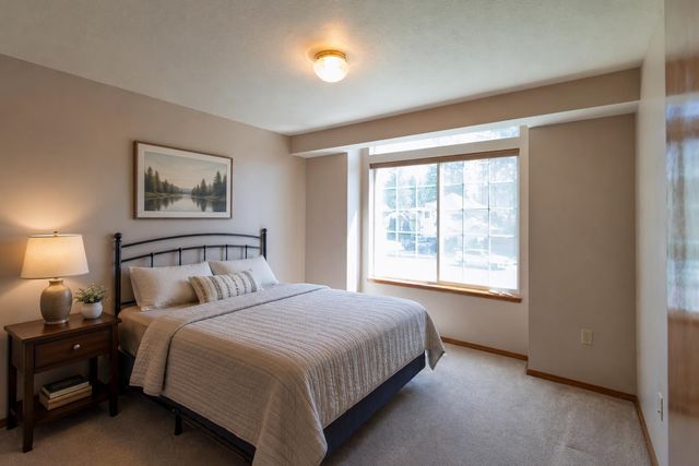 7511 W Greenside Ct, Nine Mile Falls, WA 99026