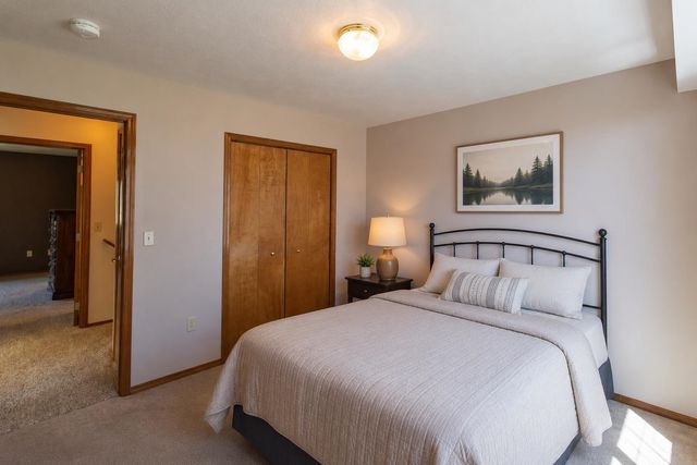 7511 W Greenside Ct, Nine Mile Falls, WA 99026
