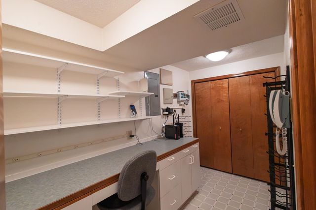 7511 W Greenside Ct, Nine Mile Falls, WA 99026