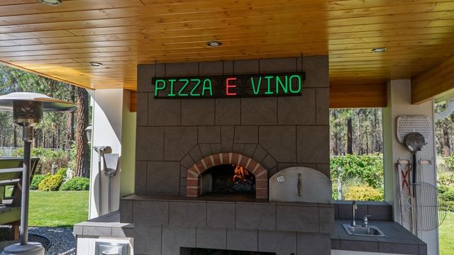 7511 W Greenside Ct, Nine Mile Falls, WA 99026