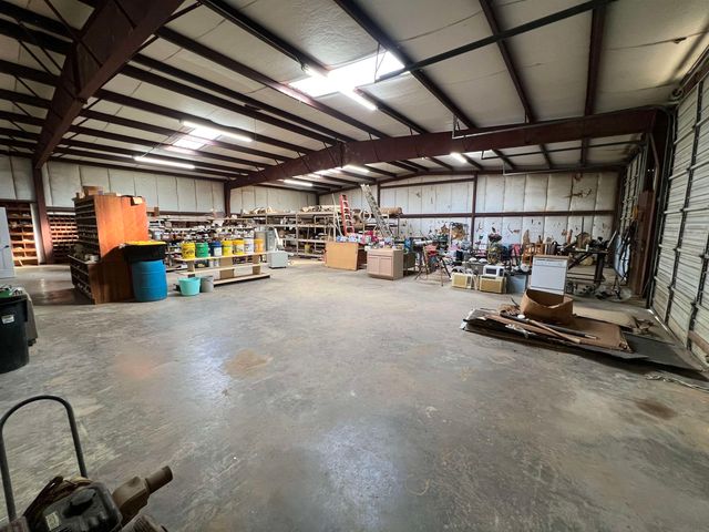 83 FM 250, Hughes Springs, TX 75656