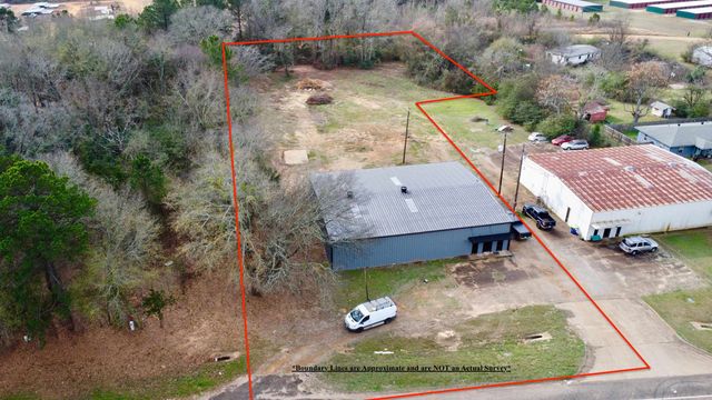 83 FM 250, Hughes Springs, TX 75656