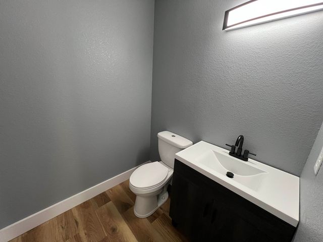 83 FM 250, Hughes Springs, TX 75656