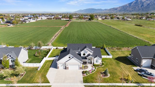 3916 W 2400 N, Plain City, UT 84404