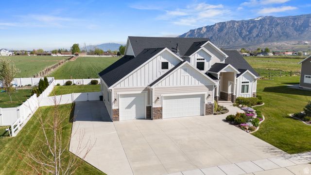 3916 W 2400 N, Plain City, UT 84404