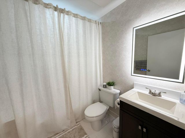 15220 W Tranquility Lake Drive, Delray Beach, FL 33446