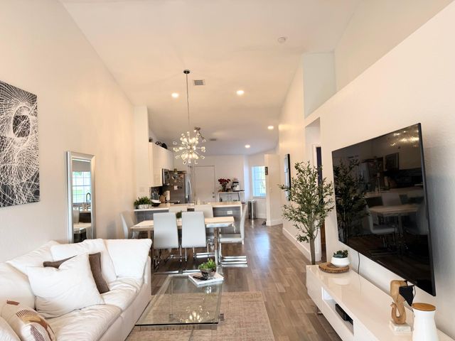 15220 W Tranquility Lake Drive, Delray Beach, FL 33446