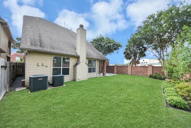 3611 Royal Royce Drive, Houston, TX 77042