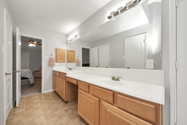 3611 Royal Royce Drive, Houston, TX 77042