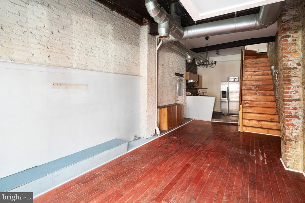 1127 S 7TH ST, PHILADELPHIA, PA 19147 — photo 3