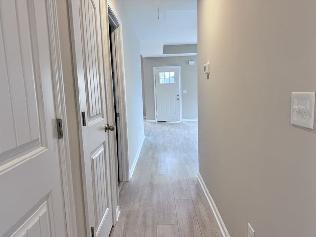 1257 Lakewalk Dr, Antioch, TN 37013