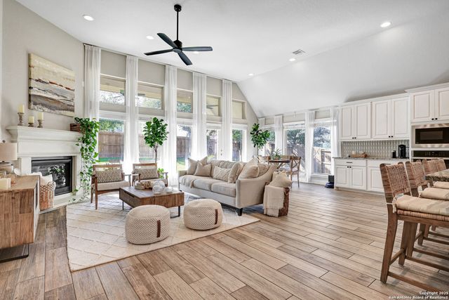 28453 Shailene Dr, San Antonio, TX 78260