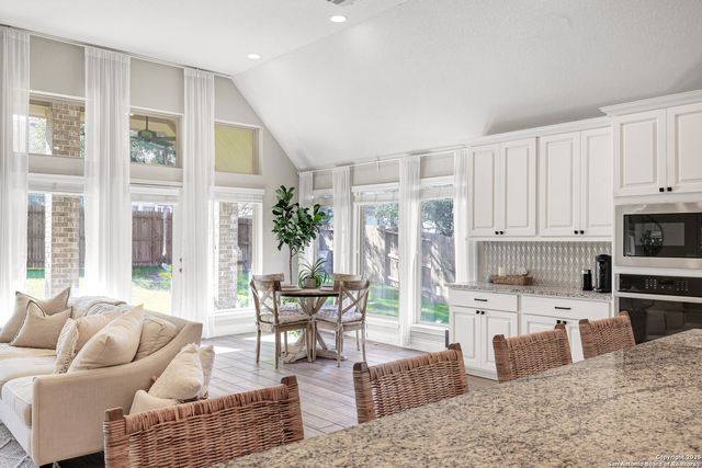 28453 Shailene Dr, San Antonio, TX 78260