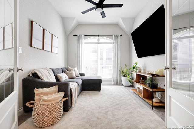 28453 Shailene Dr, San Antonio, TX 78260