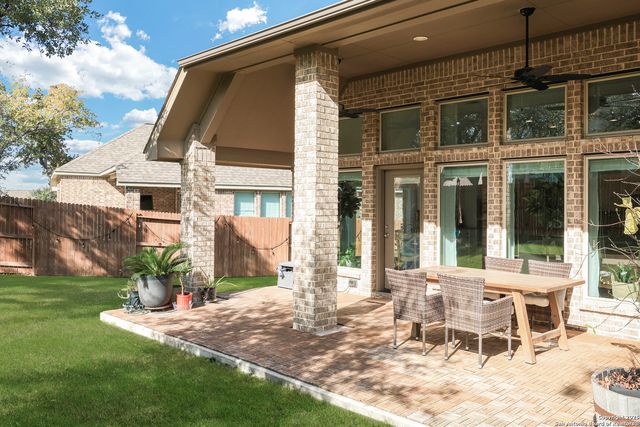 28453 Shailene Dr, San Antonio, TX 78260