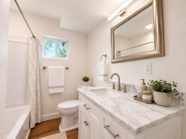 2400 Watrous Avenue, Des Moines, IA 50321