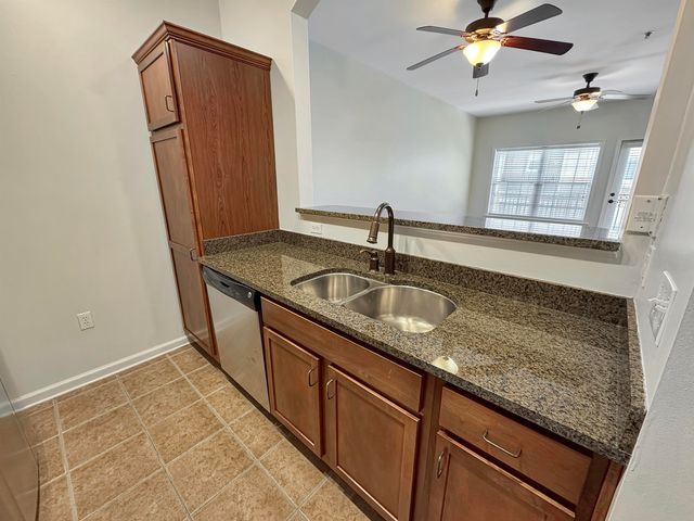 665 Tennessee St Apt 407, Memphis, TN 38103