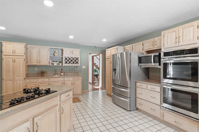 167 Druid Dr, Peters Twp, PA 15317