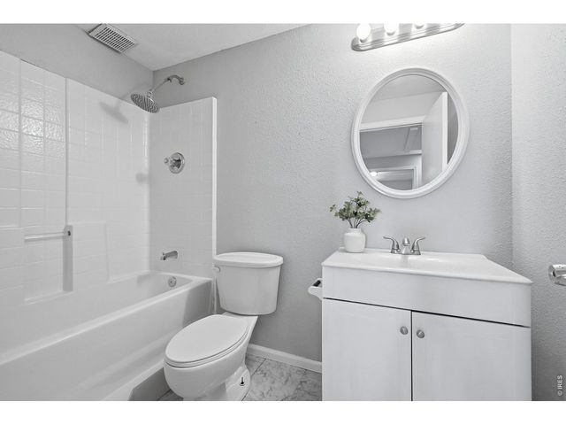 5006 32nd St, Greeley, CO 80634