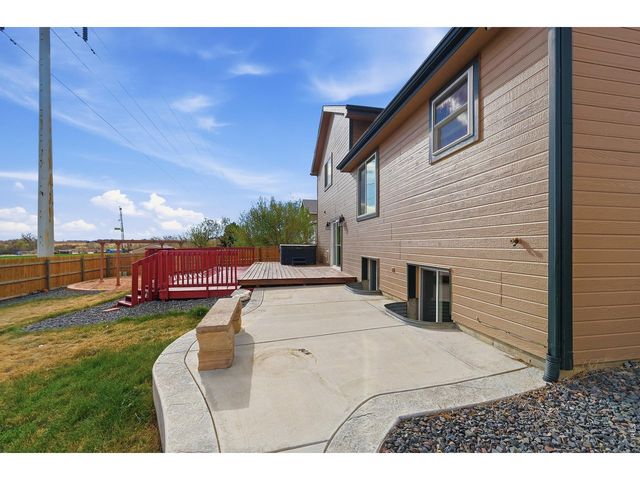 5006 32nd St, Greeley, CO 80634