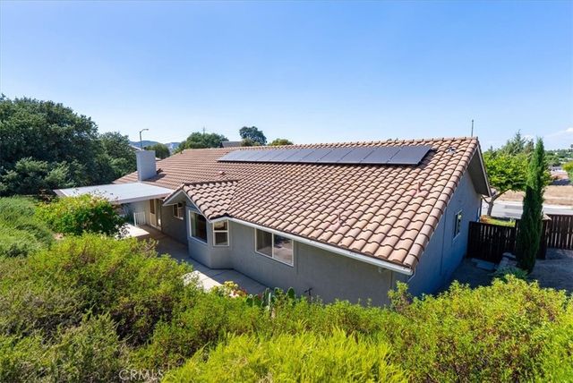 676 Red Cloud, Paso Robles, CA 93446