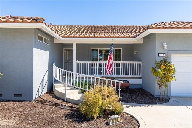 676 Red Cloud, Paso Robles, CA 93446