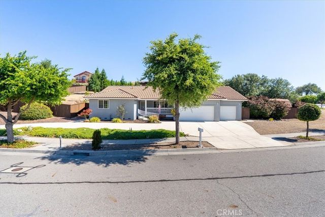 676 Red Cloud, Paso Robles, CA 93446