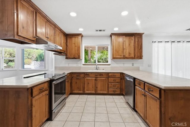 676 Red Cloud, Paso Robles, CA 93446