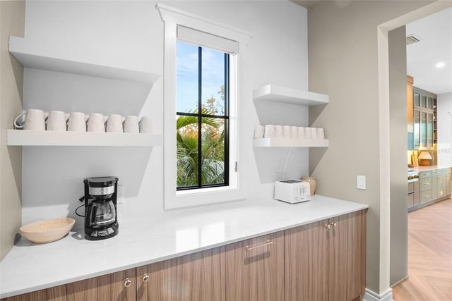 6548 SABAL DRIVE, Sarasota, FL 34242