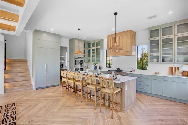6548 SABAL DRIVE, Sarasota, FL 34242