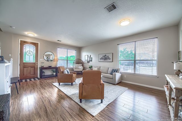 1227 SUN SPG, San Antonio, TX 78245