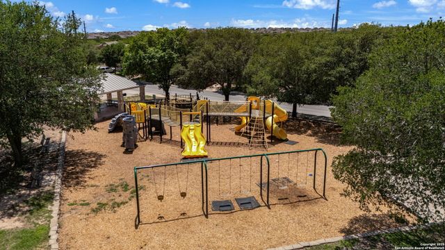 1227 SUN SPG, San Antonio, TX 78245
