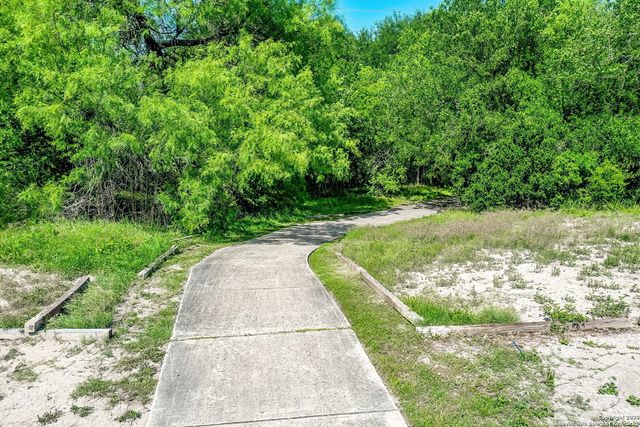 1227 SUN SPG, San Antonio, TX 78245