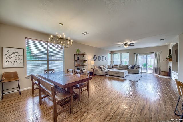 1227 SUN SPG, San Antonio, TX 78245