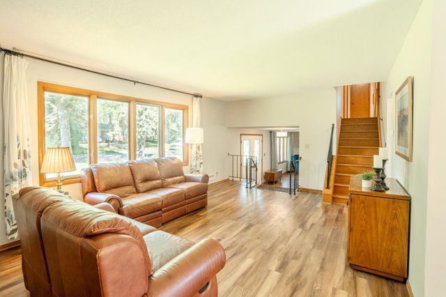 7400 Major Avenue N, Brooklyn Park, MN 55443