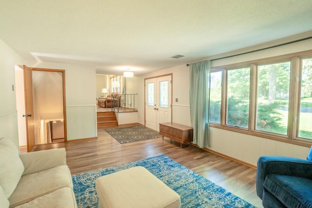 7400 Major Avenue N, Brooklyn Park, MN 55443