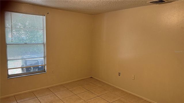 2313 52ND AVENUE E, Bradenton, FL 34203