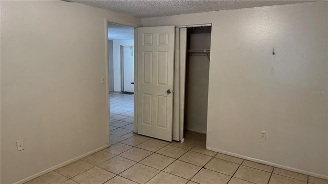 2313 52ND AVENUE E, Bradenton, FL 34203