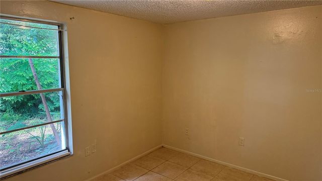 2313 52ND AVENUE E, Bradenton, FL 34203