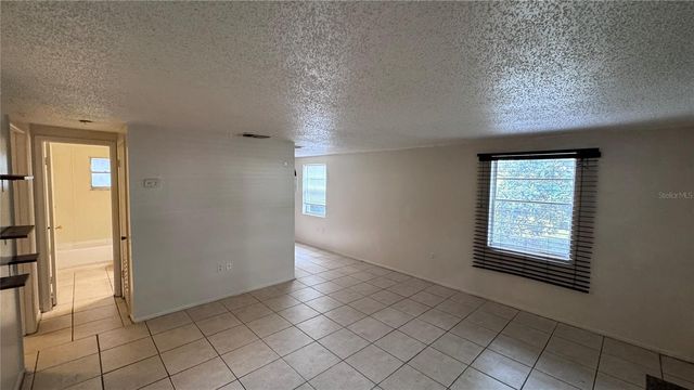 2313 52ND AVENUE E, Bradenton, FL 34203