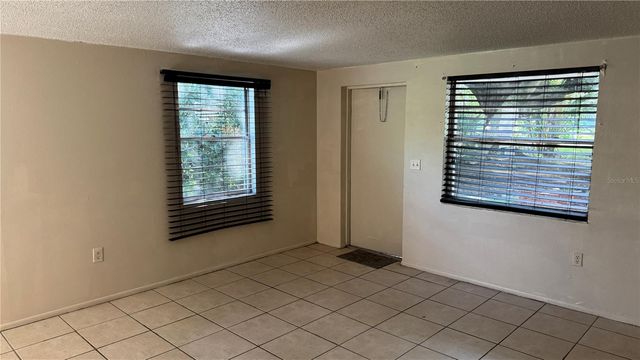 2313 52ND AVENUE E, Bradenton, FL 34203