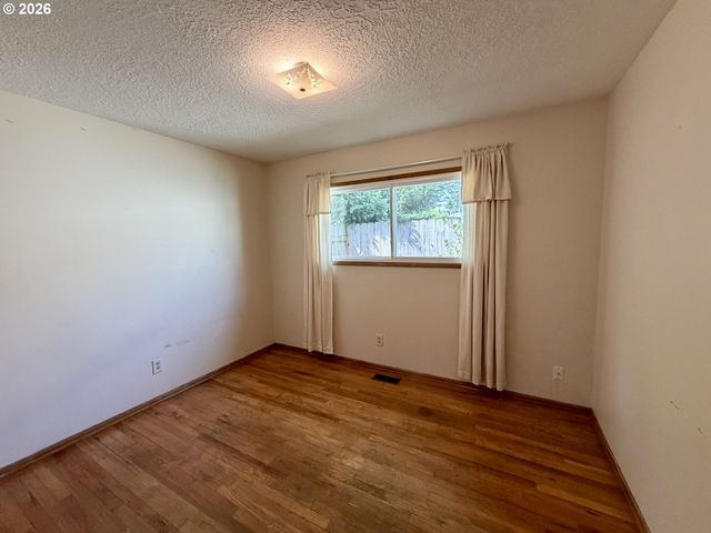 5104 Ne ALBERTA St, Portland, OR 97218