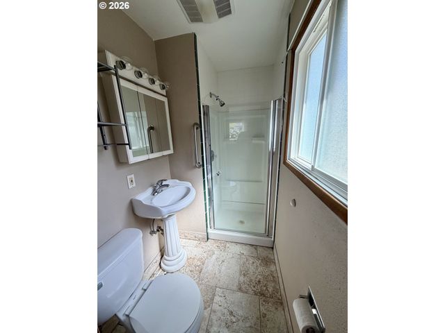5104 Ne ALBERTA St, Portland, OR 97218