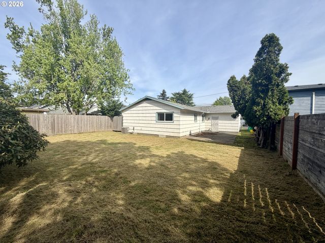 5104 Ne ALBERTA St, Portland, OR 97218